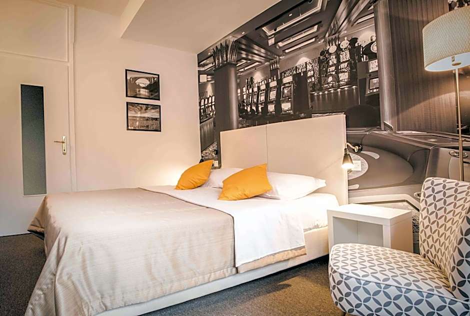 Park, Hotel & Entertainment