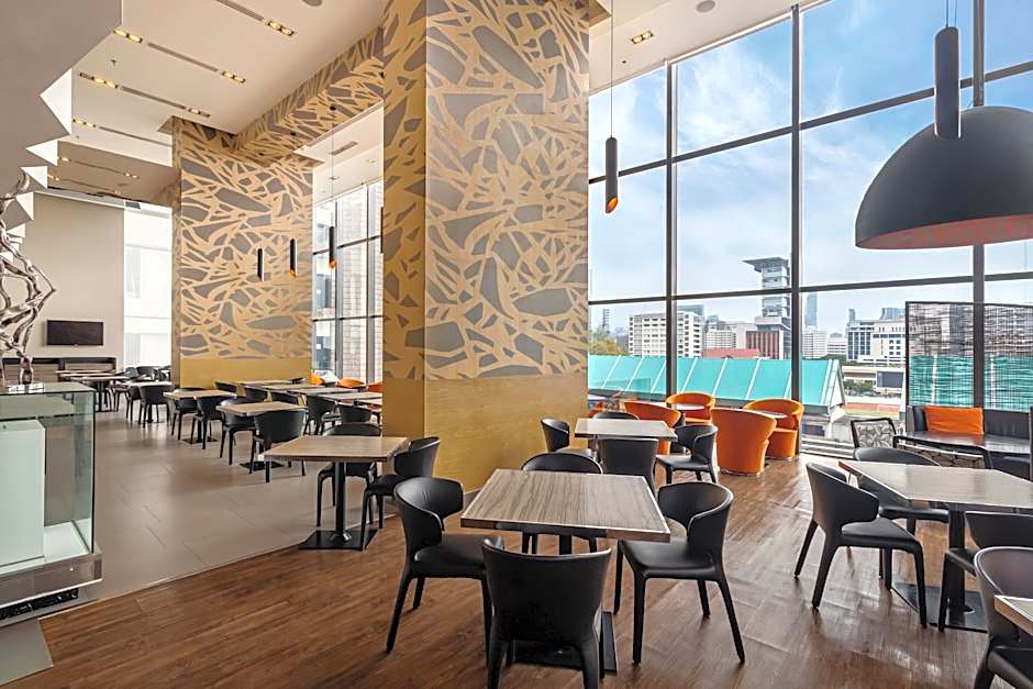 Holiday Inn Express Bangkok Siam By IHG