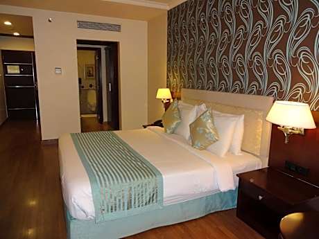 Junior Suite Room