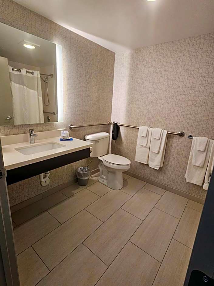 Holiday Inn Express Hotels & Suites Burlington By IHG