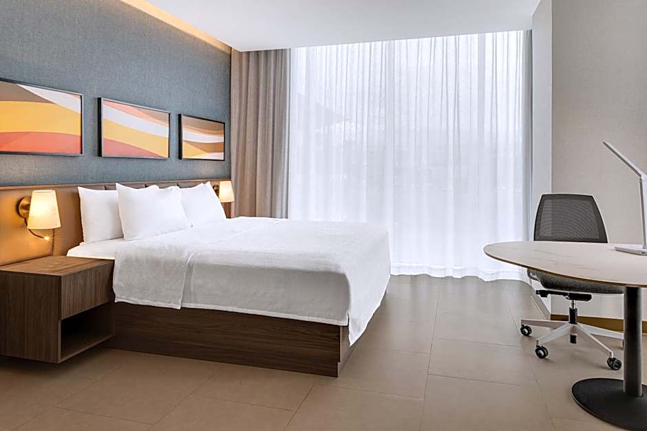 Hilton Garden Inn San Jose Airport City Mall