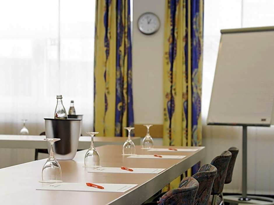 ibis Paderborn City