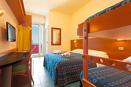 Economy Quadruple Room