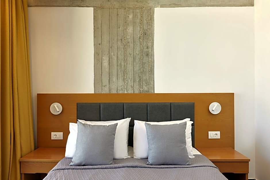 Paspalis Hotel