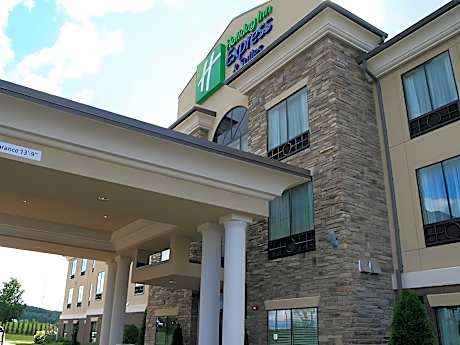 Holiday Inn Express & Suites Youngstown West I 80 By IHG