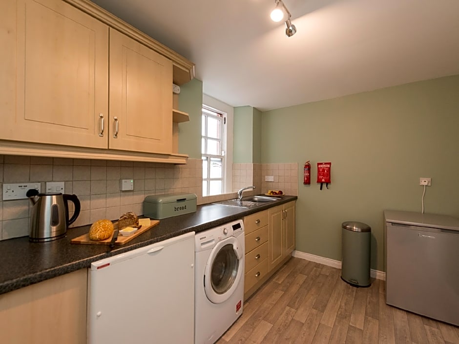 Hamilton House Holiday Apartments