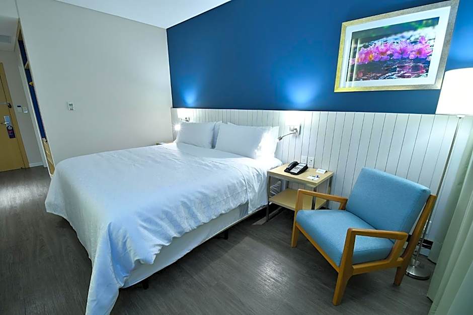 Holiday Inn Express Asuncion Aviadores By IHG