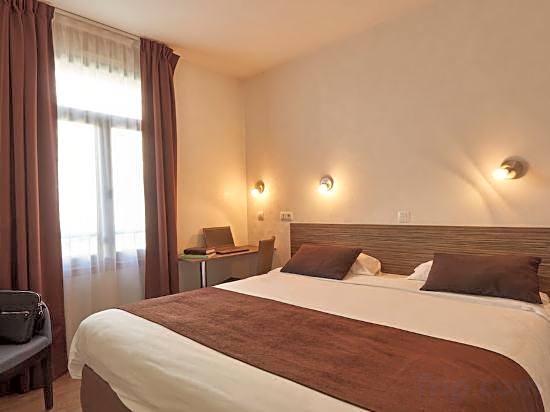 Ashley Hotel