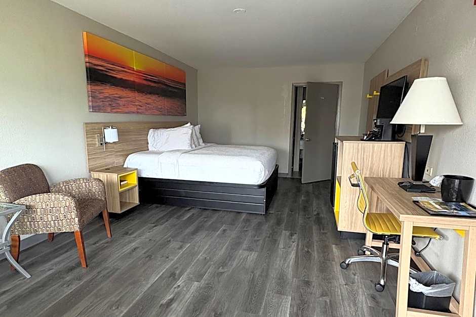 Days Inn by Wyndham Natchitoches