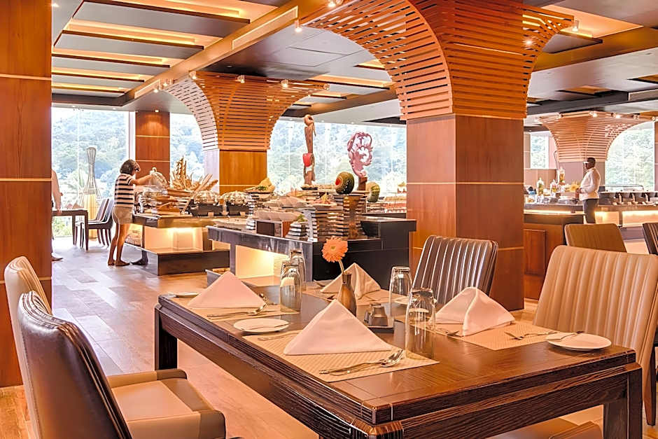 The Golden Crown Hotel