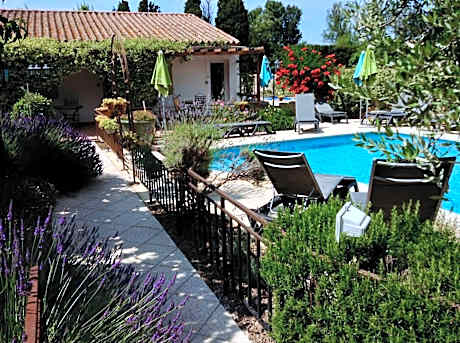 Logis Hotel Restaurant Hostellerie de la Tour