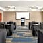 Holiday Inn Express & Suites Philadelphia - Mt. Laurel by IHG