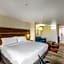 Holiday Inn Express Hotel & Suites Columbus By IHG