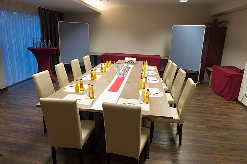 Hotel Rödelheimer Hof - Am Wasserturm