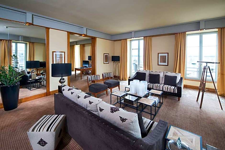 Beau Rivage Hotel