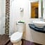 L Square Hotel