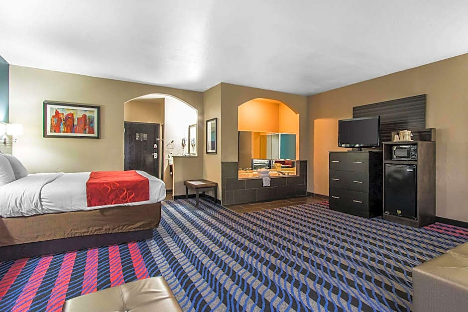 Comfort Suites Fairgrounds West