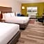 Holiday Inn Express & Suites St. Petersburg - Madeira Beach