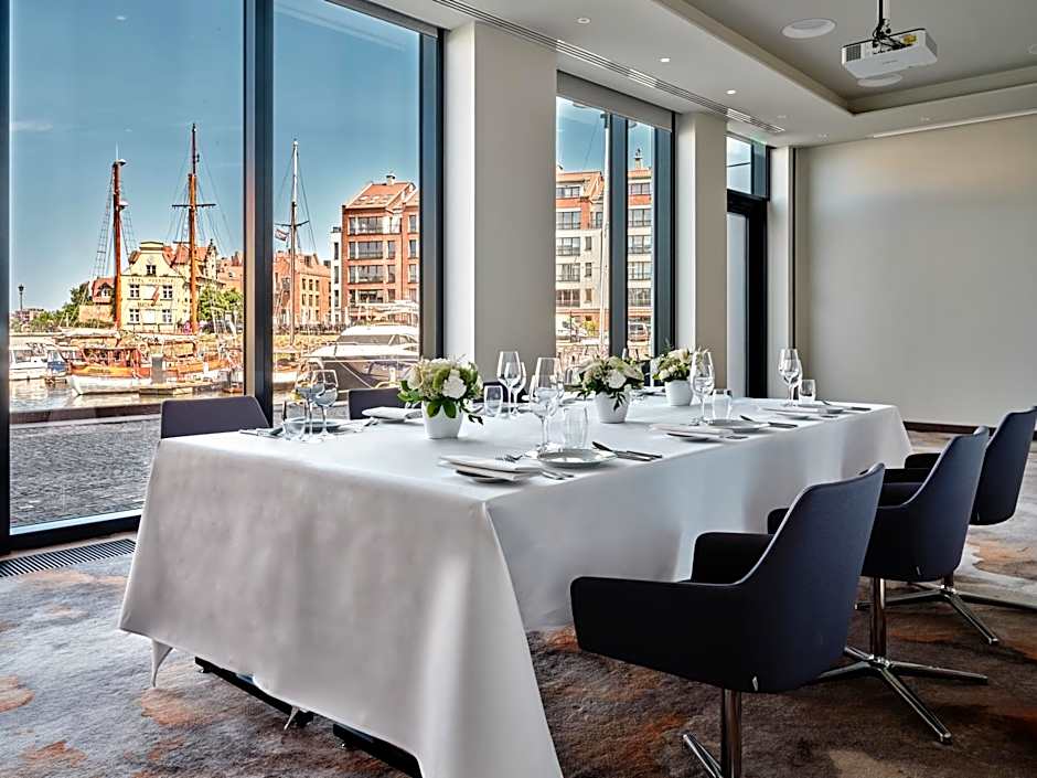 Holiday Inn Gdansk - City Centre By IHG