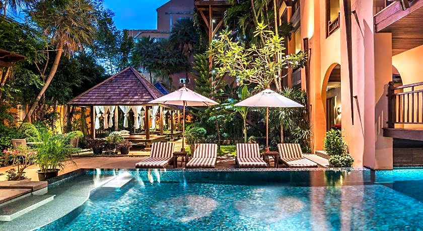 Mercure Samui Chaweng Tana Hotel