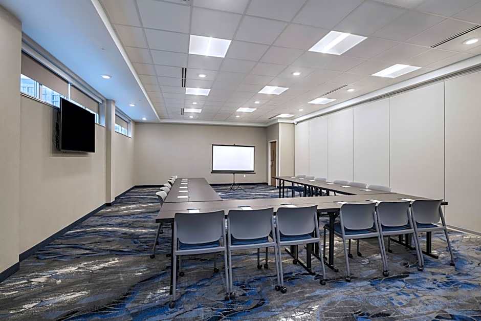 Fairfield Inn & Suites by Marriott St. Louis Downtown