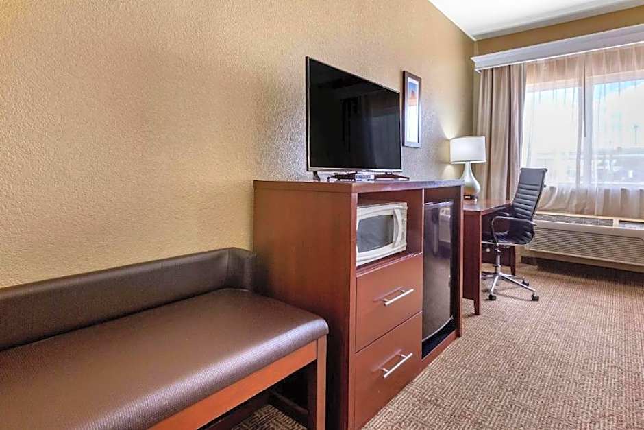 Comfort Inn & Suites Deming