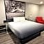 Super 8 by Wyndham Macomb