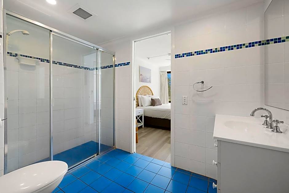 South Pacific Plaza Resort