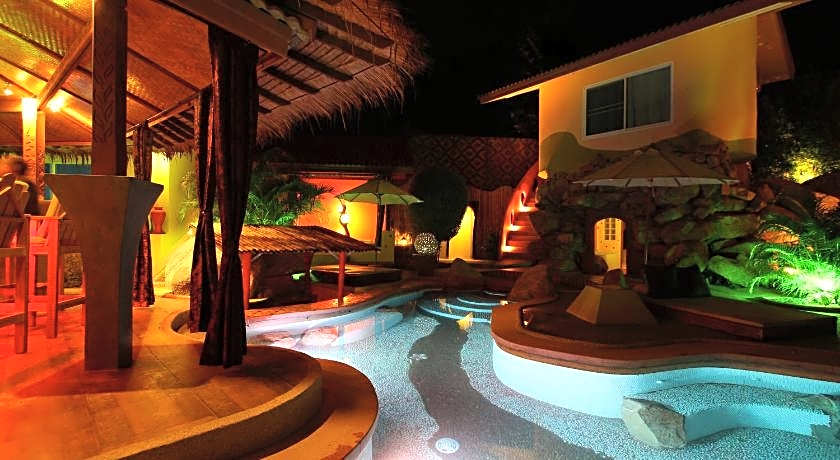 Pandora Lifestyle Hotel