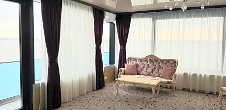 King Room with Lake View