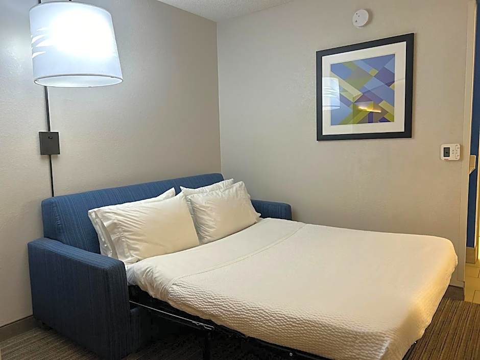 Holiday Inn Express & Suites Reidsville By IHG