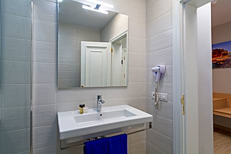 STUDIO DELUXE Garden view 1 adult