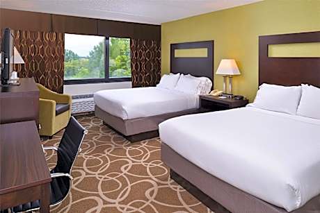 2 Queen Beds Suite Non-Smoking