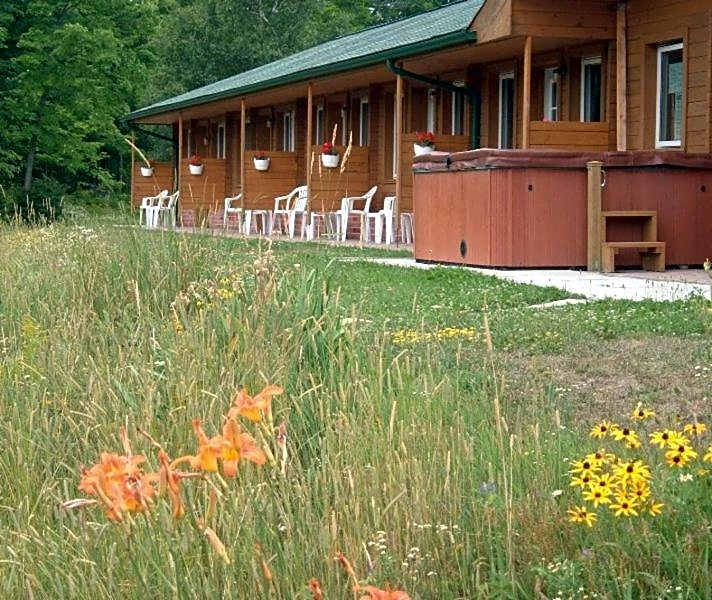 Quiet Bay Inn & Café