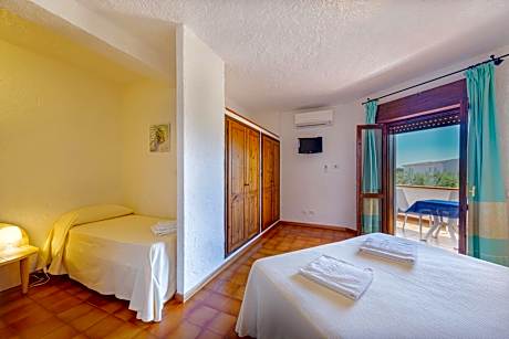 Double Room with Extra Bed
