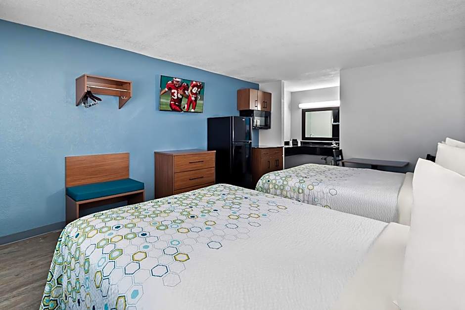 HomeTowne Studios San Antonio E - Frost Bank Center