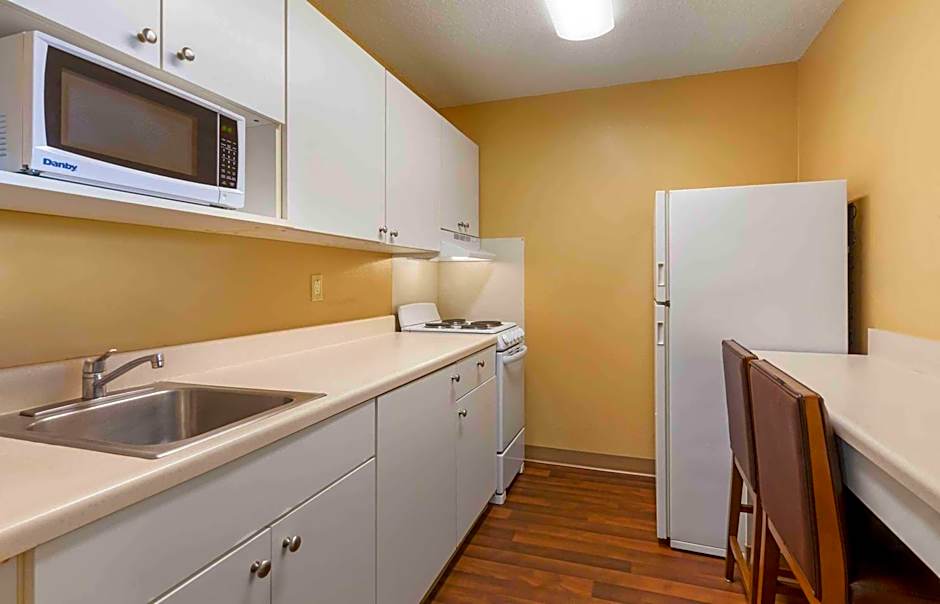 Extended Stay America Select Suites - Madison - Old Sauk Rd.
