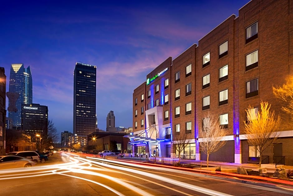 Holiday Inn Express & Suites Oklahoma City Downtown - Bricktown, an IHG Hotel