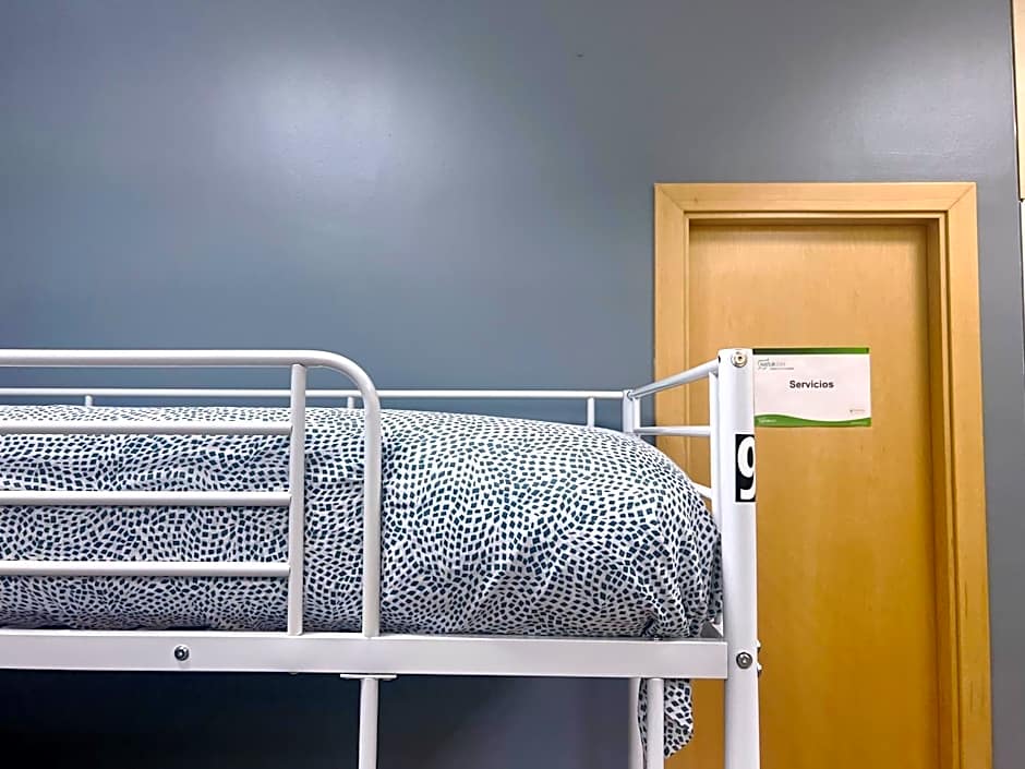 Hostel Acacias