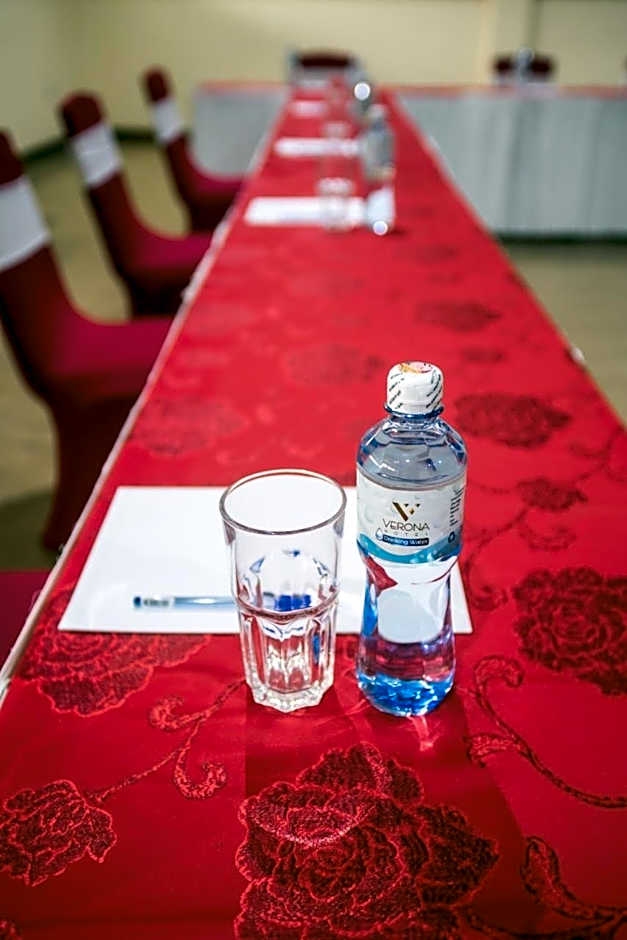 Verona Hotel and Conference Center