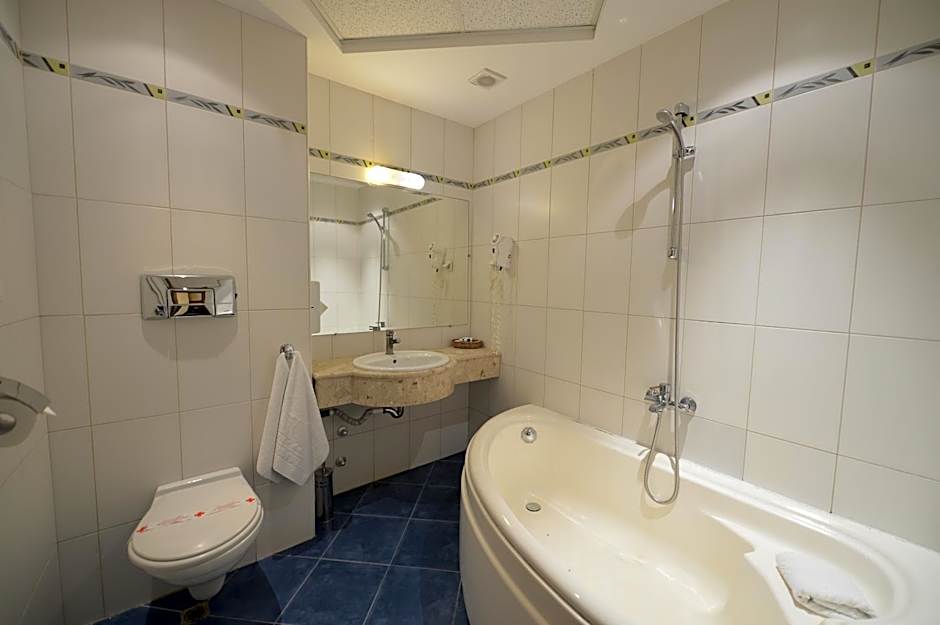 Hotel Premier - Veliko Tarnovo City Center, Panorama View