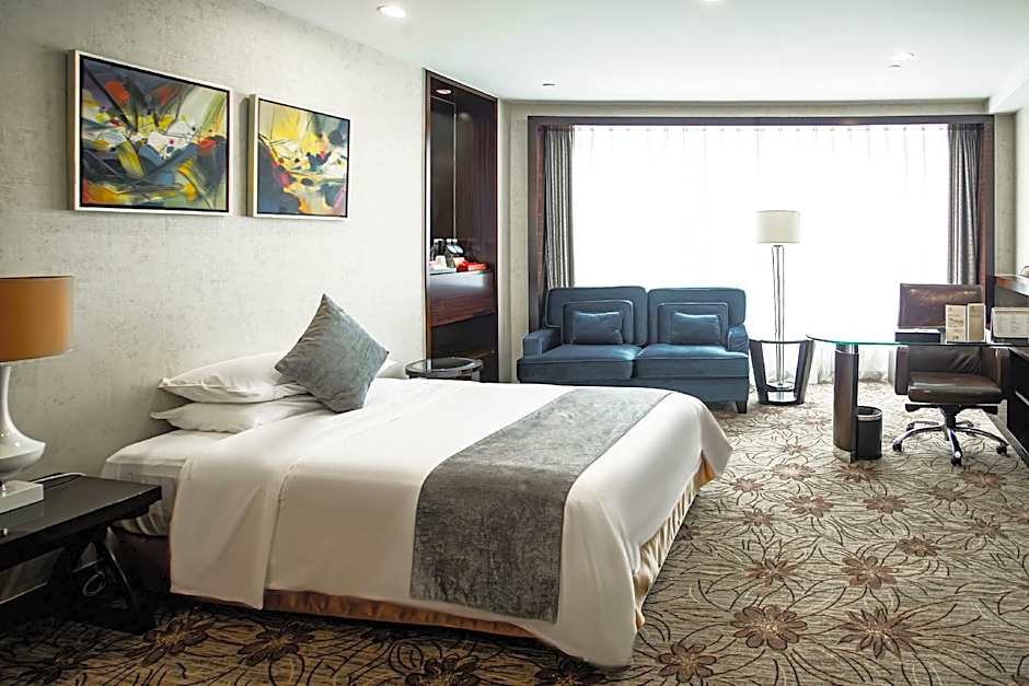Cenbest Jinling Grand Hotel