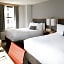 Hotel Saint Clair - Magnificent Mile
