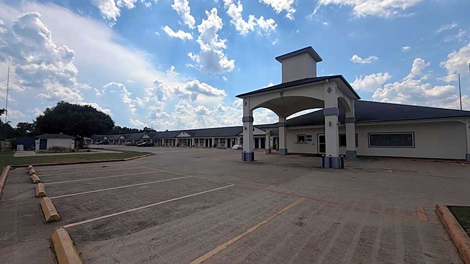 Luxury Inn Liberty
