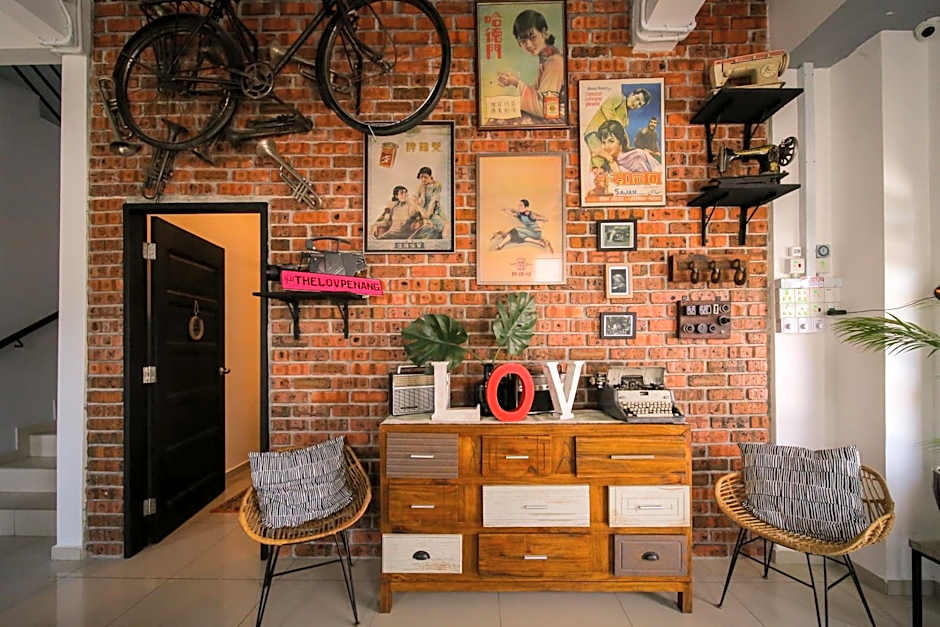 The Best Hotel in Bayan Lepas - THE LOV PENANG