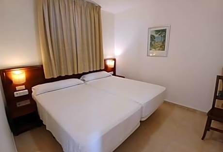 APARTMENT 1 ROOM SEA VIEW 3+1