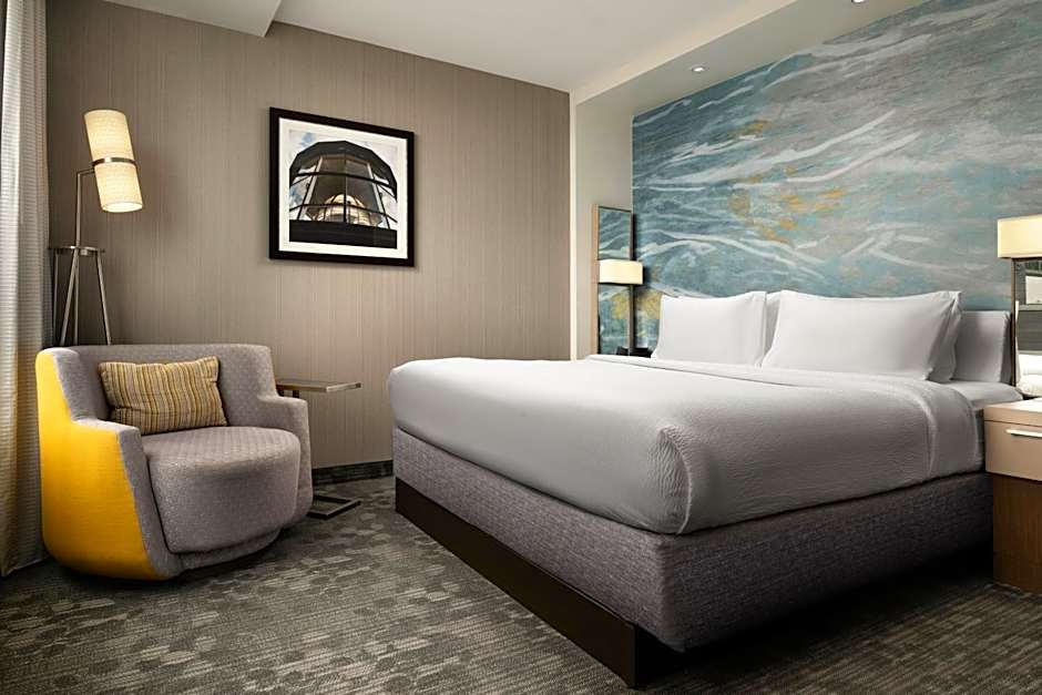 Courtyard by Marriott Erie Bayfront