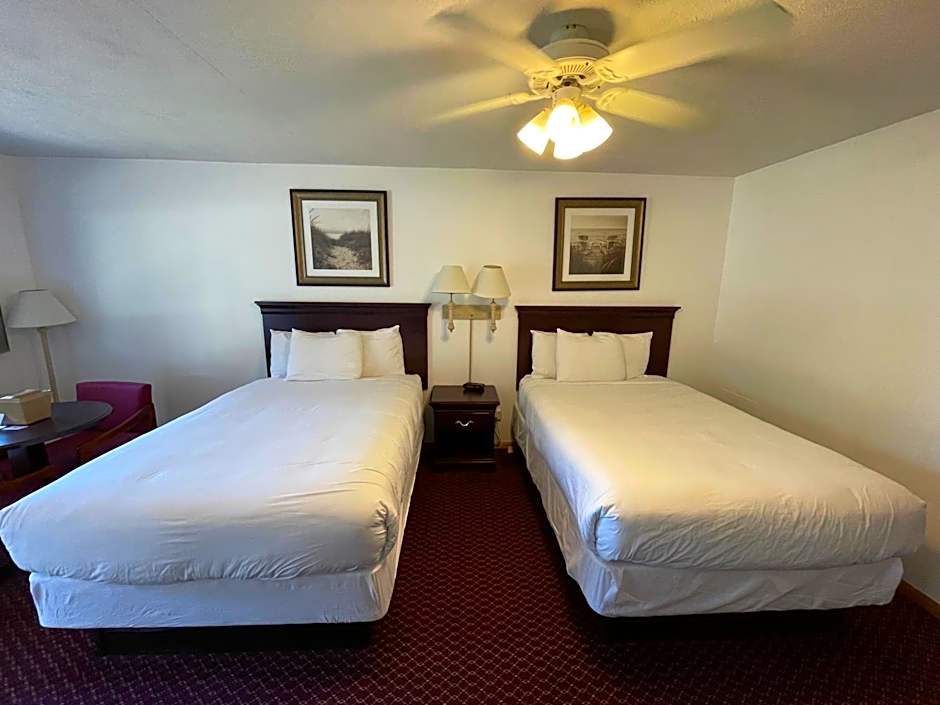 Lake Bluff Inn and Suites