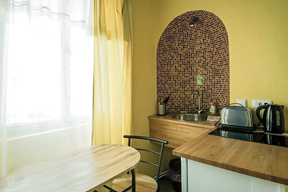 Charles Bridge Hostel & Apartments