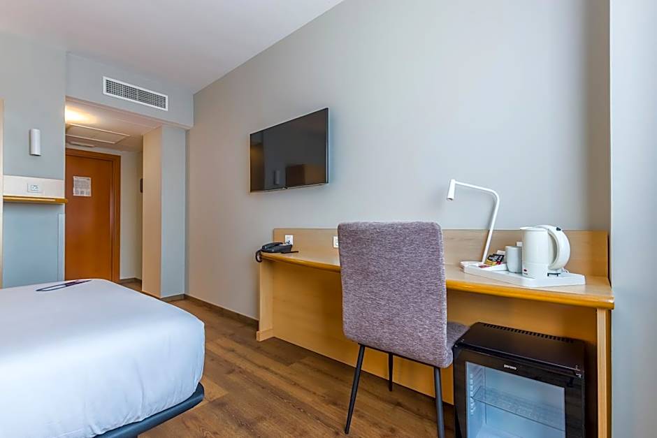 Travelodge Madrid Alcala de Henares